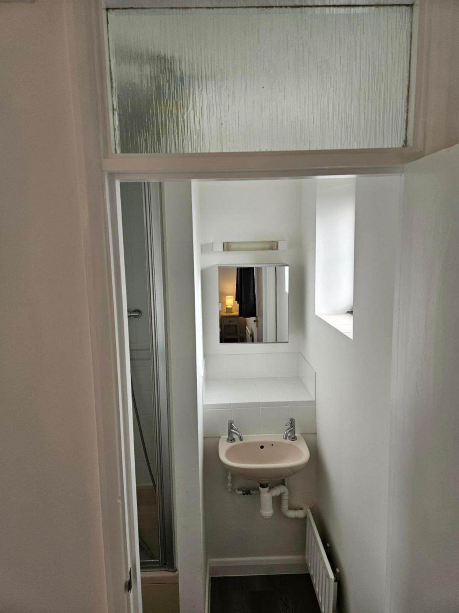 Redcot Gardens Stamford 4 Bed Contractor Familt Home With Parking Luaran gambar