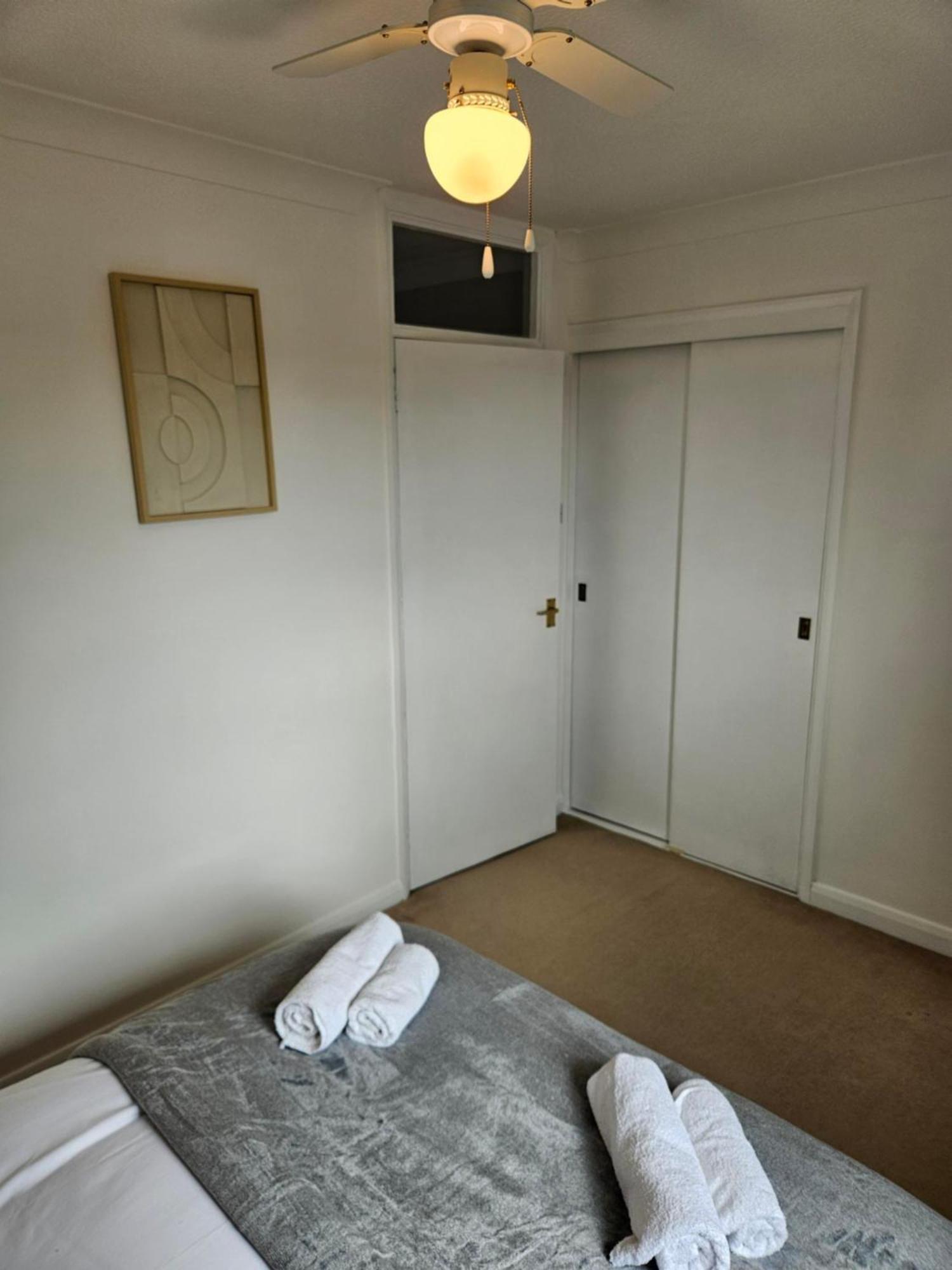 Redcot Gardens Stamford 4 Bed Contractor Familt Home With Parking Luaran gambar